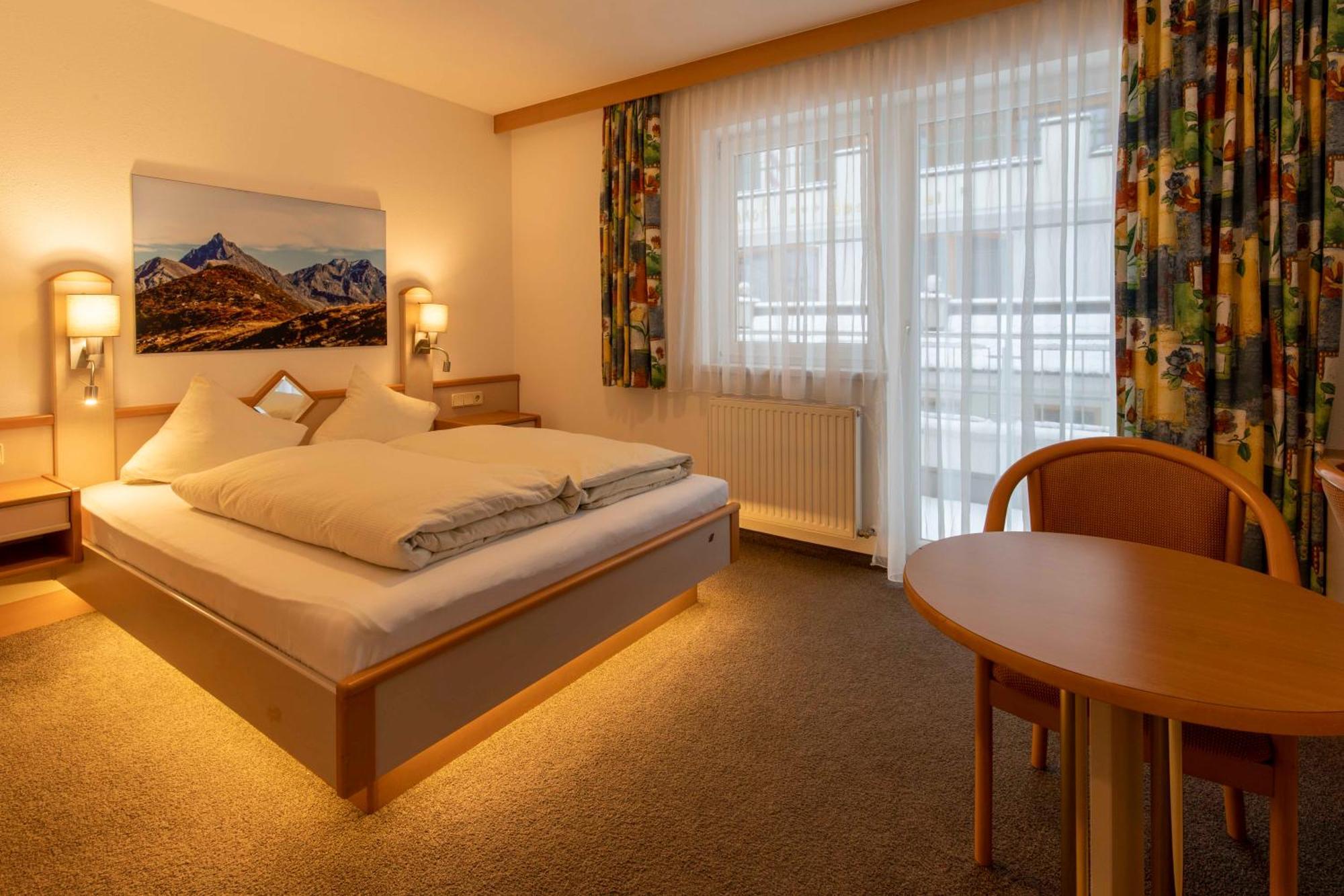 Hotel Gidis Hof à Ischgl Extérieur photo