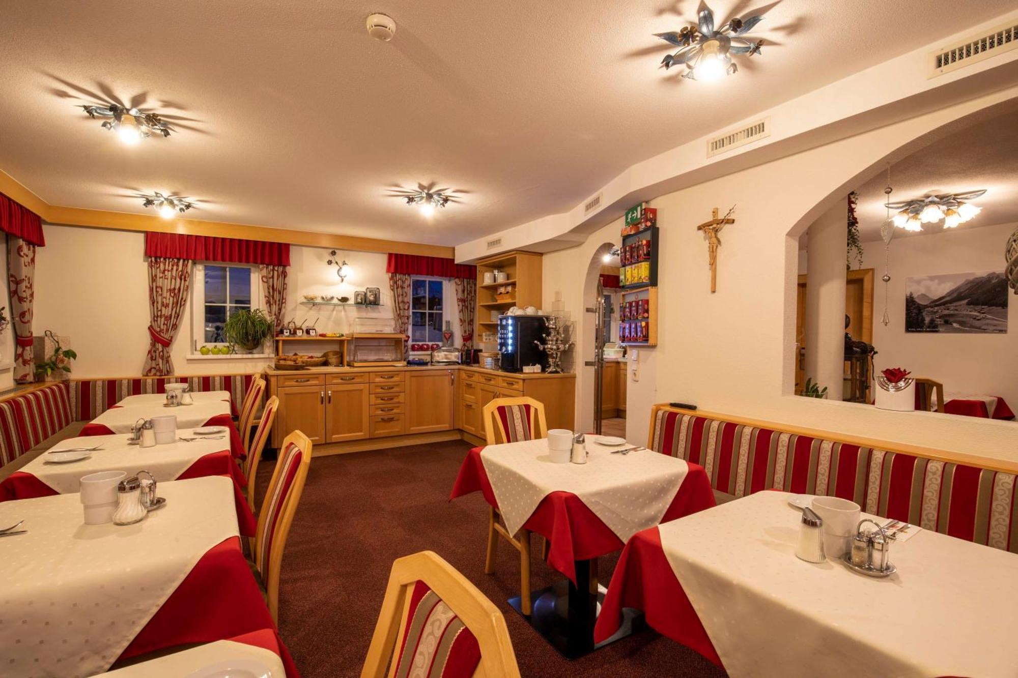 Hotel Gidis Hof à Ischgl Extérieur photo